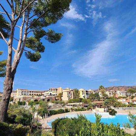 Saint-Raphael- Vue Mer Et Massif De L'Esterel Экстерьер фото